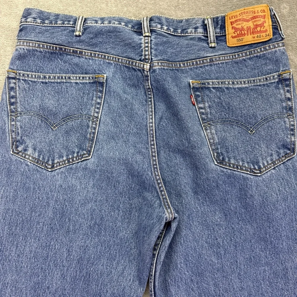 Levi's 550 Mens Straight Size 40x34 Medium Wash Casual Wear Jeans EUC (38x32)